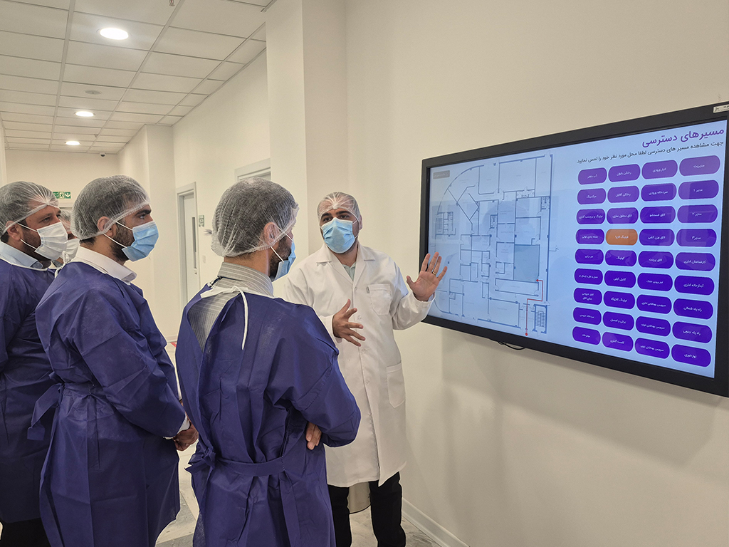 *بازدید مدیرعامل شهرک صنعتی دارویی برکت و هیئت همراه از کارخانه پادتن دانش در شهرک صنعتی دارویی برکت*  