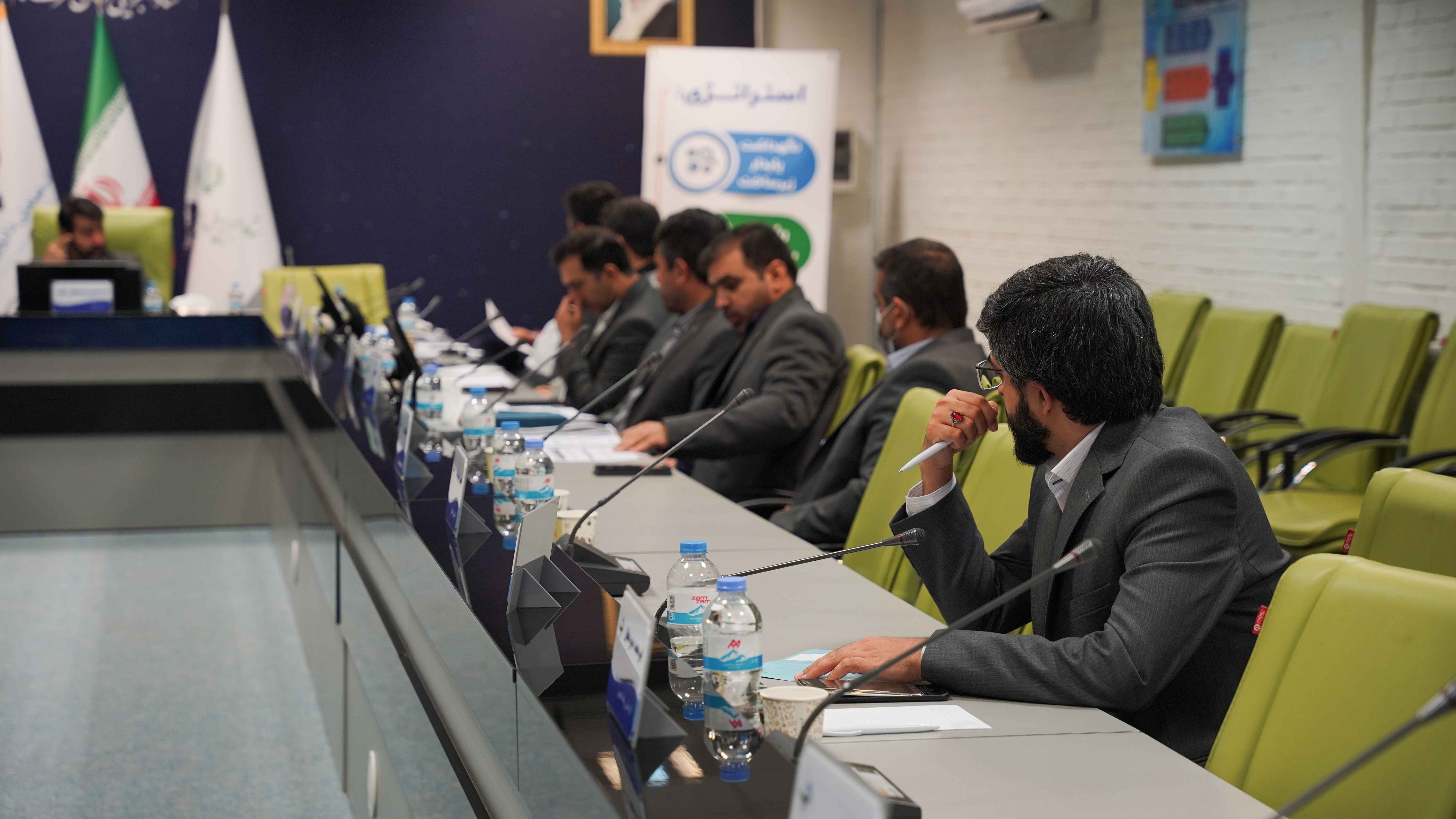 هشتمین دوره ارزیابی تعالی و پیشرفت در شهرک دارویی برکت برگزار شد